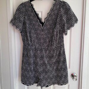 Navy & White Embroidered Short-Sleeve Romper With Scalloped V-Neckline & Elastic